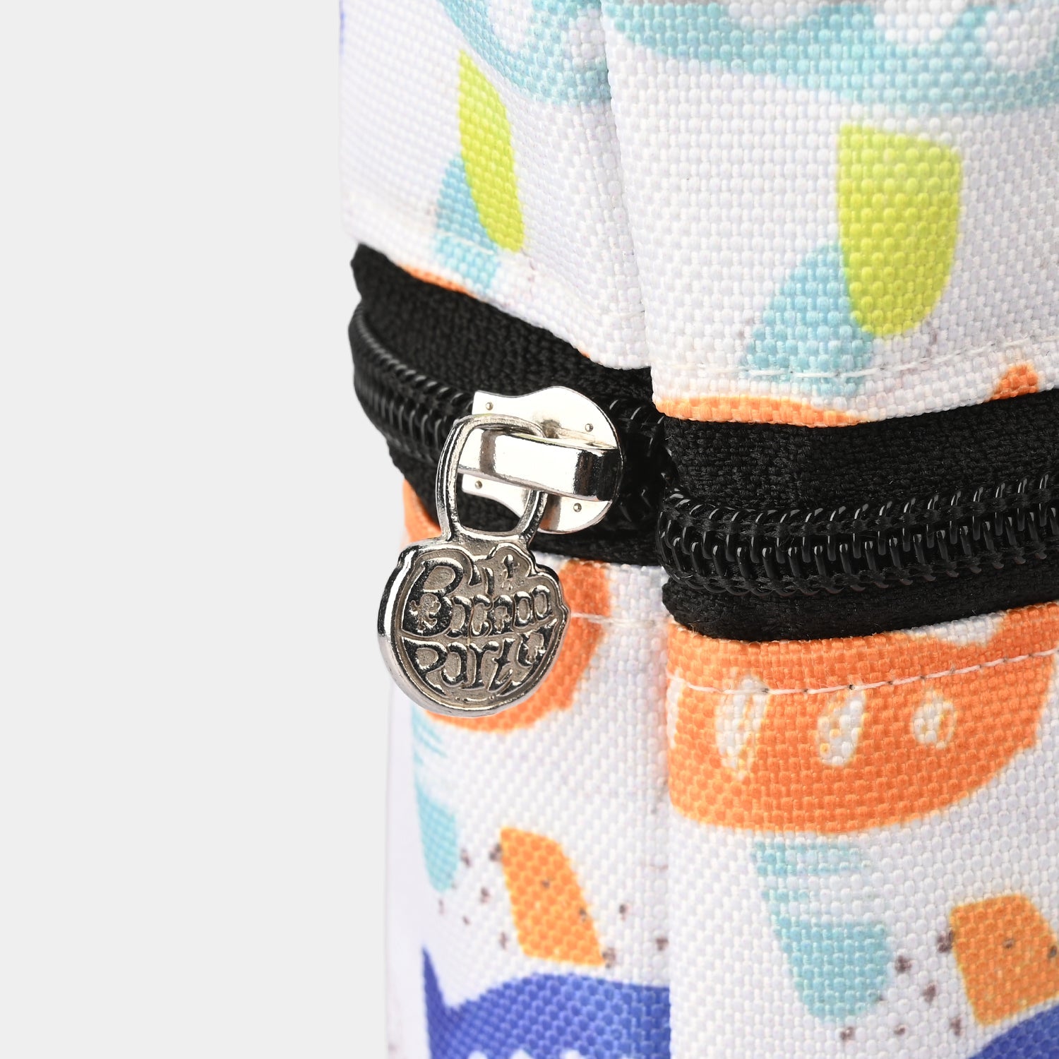 BABY FEEDER COVER/POUCH