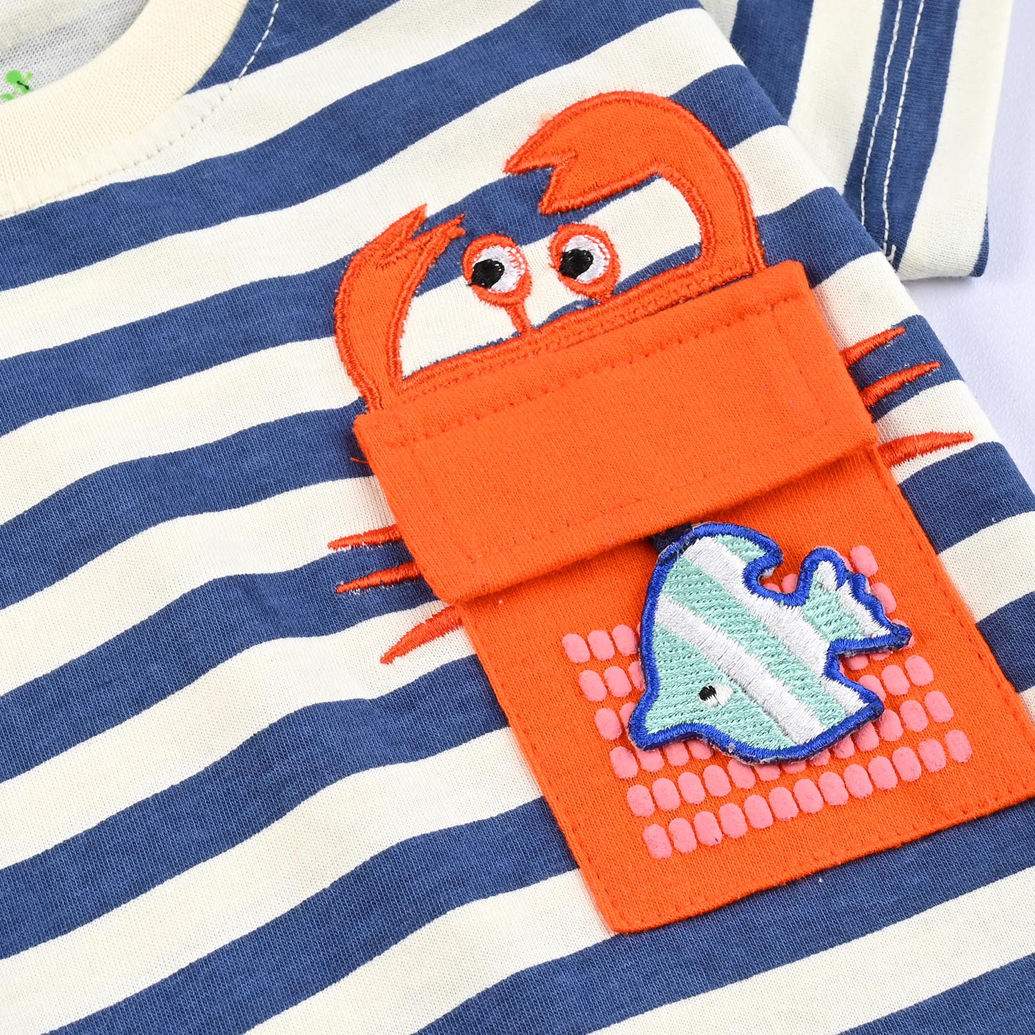 Infant Boys Cotton Jersey Round Neck T-Shirt Fish & Crab